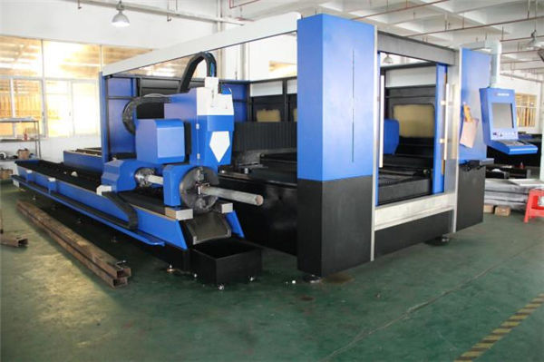 serat cypcut 3d mesin laser pemotong panjang gelombang 1070nm