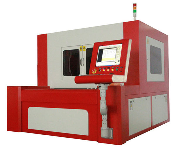 Mesin pemotong laser 380v 50 / 60hz untuk bahagian-bahagian logam tepat yang tinggi